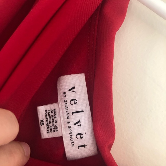 One shoulder red rouched body con midi cocktail dress. - Picture 3 of 4